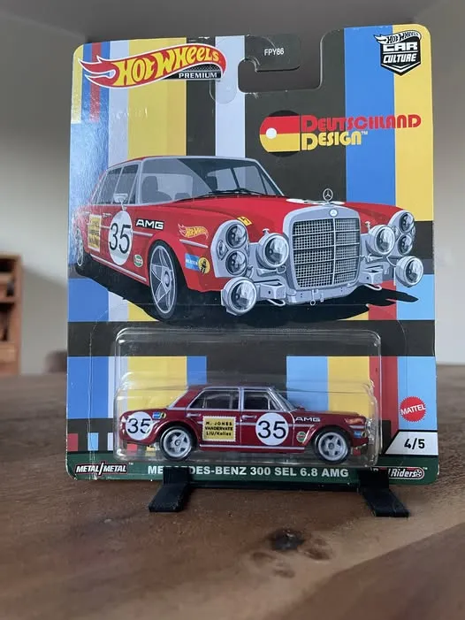 Mercedes-Benz 300 SEL 6.8 AMG